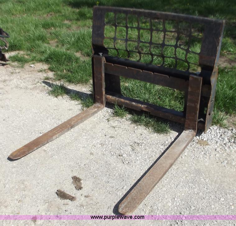 image for item B6338 Skid steer pallet forks