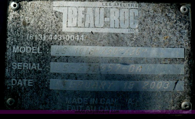 image for item B6339 2004 Ford F650 XL Super Duty dump truck