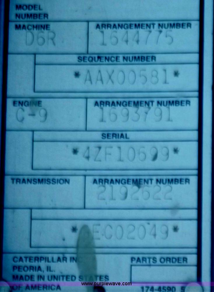 image for item B6342 2004 Caterpillar D6R XL Series II dozer