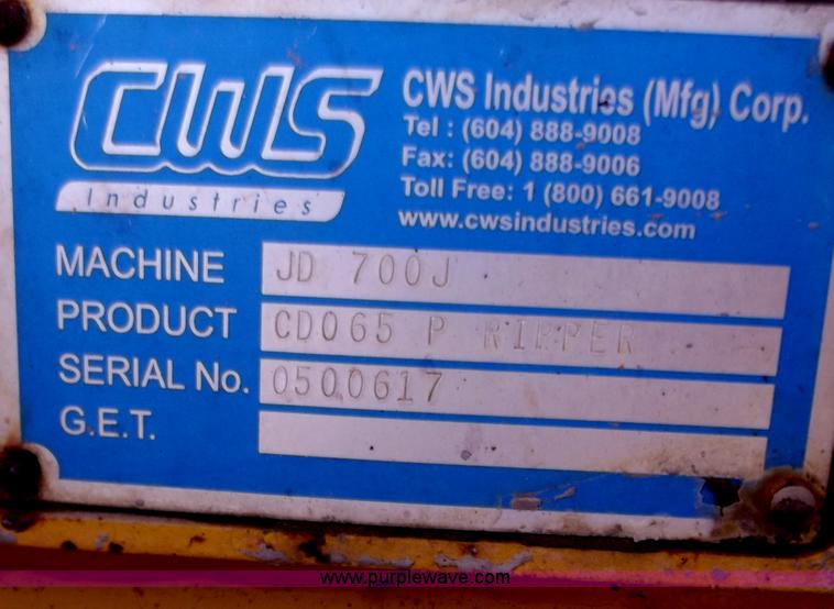 image for item B6345 2005 John Deere 700J XLT dozer