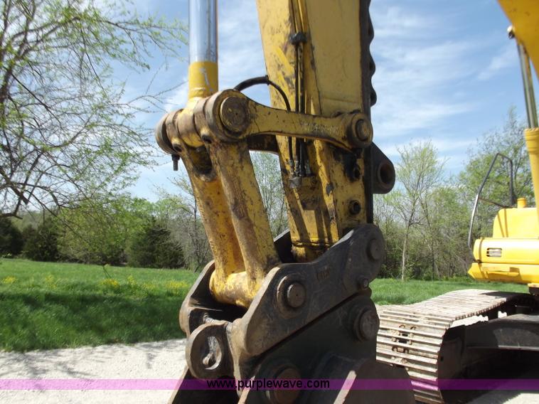 image for item B6346 2004 Komatsu PC270LC-7L excavator