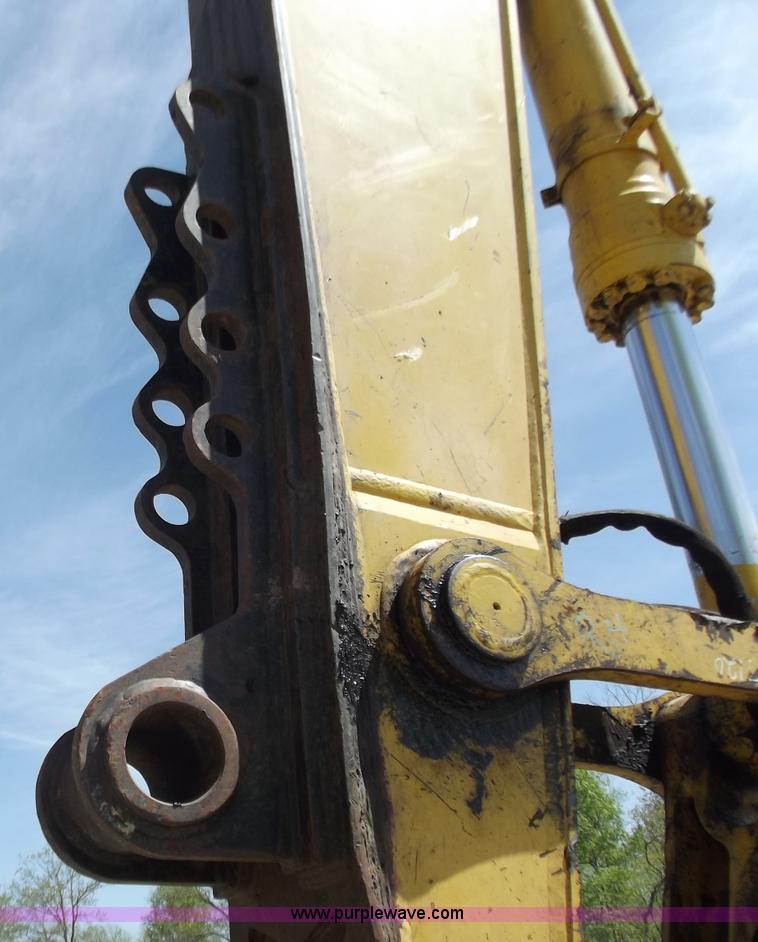 image for item B6346 2004 Komatsu PC270LC-7L excavator