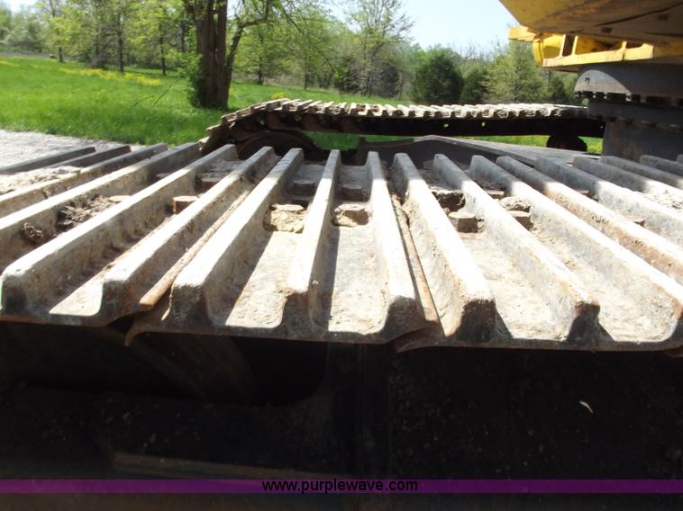 image for item B6346 2004 Komatsu PC270LC-7L excavator