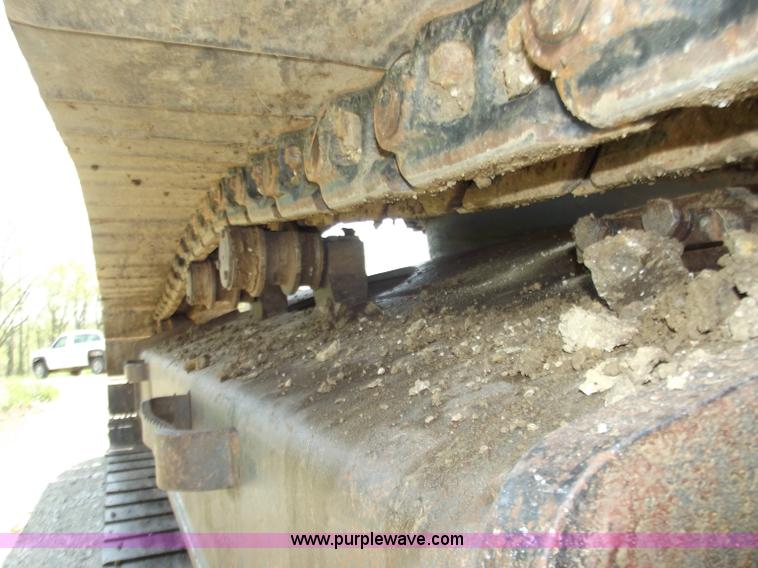 image for item B6346 2004 Komatsu PC270LC-7L excavator