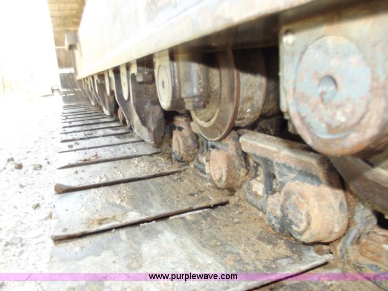 image for item B6346 2004 Komatsu PC270LC-7L excavator