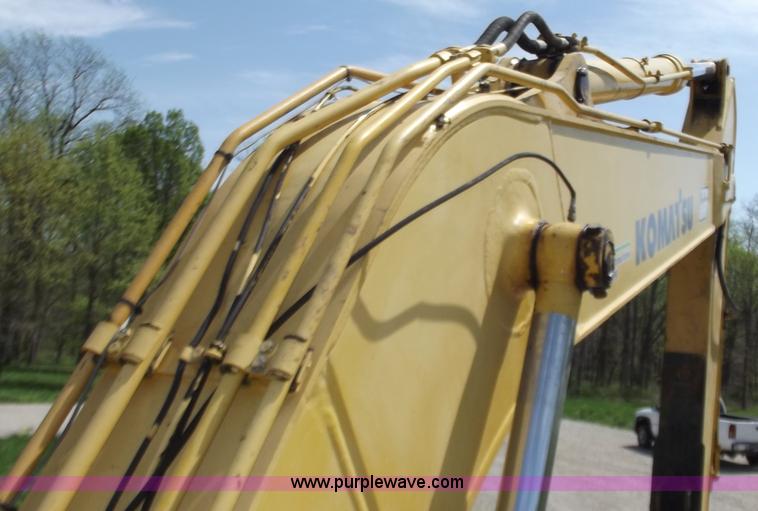 image for item B6346 2004 Komatsu PC270LC-7L excavator