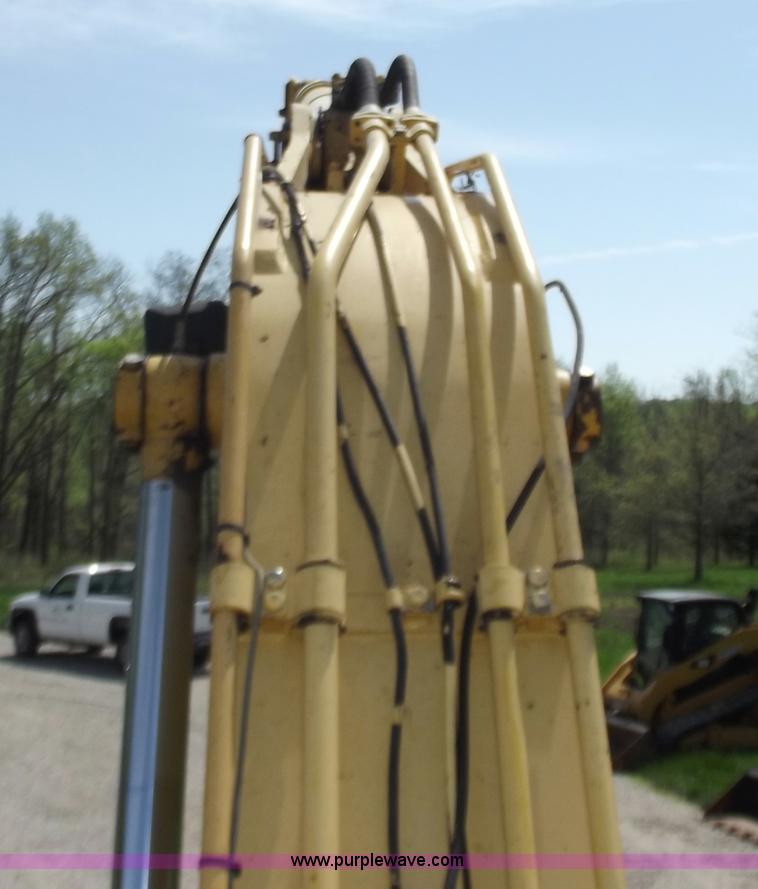 image for item B6346 2004 Komatsu PC270LC-7L excavator