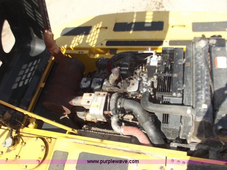 image for item B6346 2004 Komatsu PC270LC-7L excavator