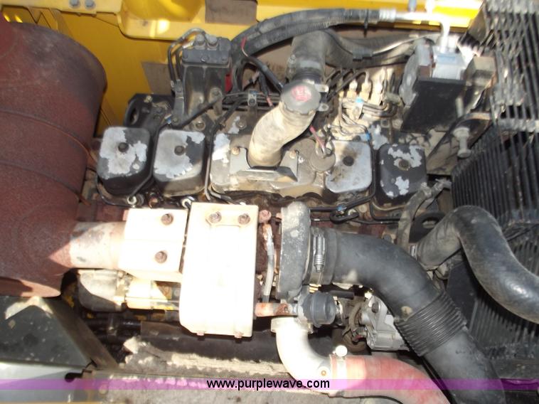 image for item B6346 2004 Komatsu PC270LC-7L excavator