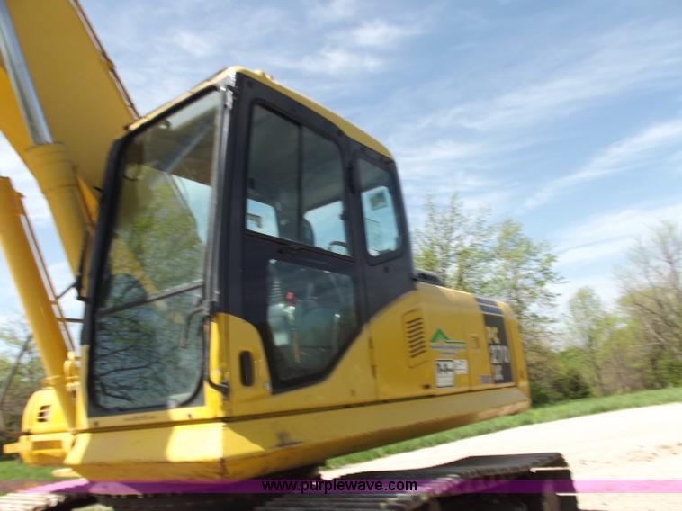 image for item B6346 2004 Komatsu PC270LC-7L excavator