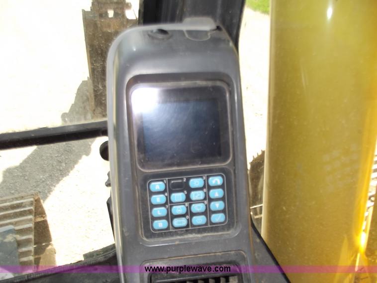 image for item B6346 2004 Komatsu PC270LC-7L excavator