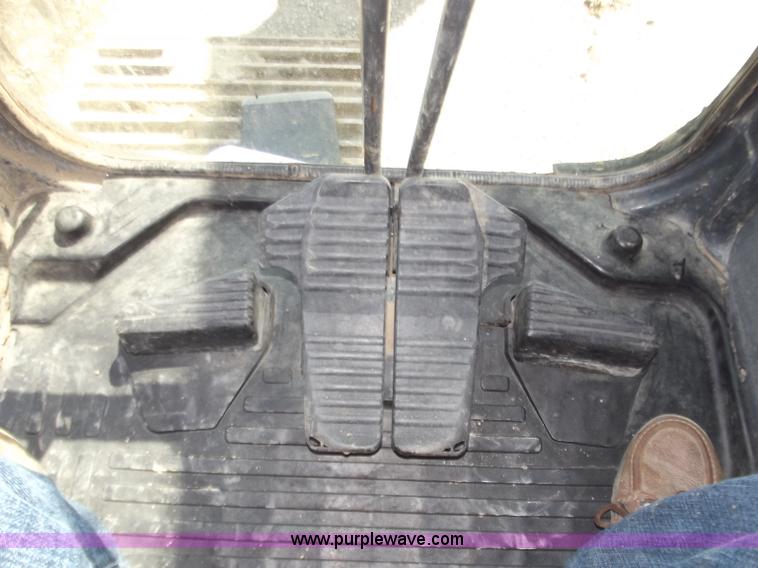 image for item B6346 2004 Komatsu PC270LC-7L excavator