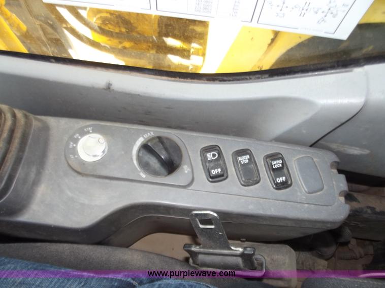 image for item B6346 2004 Komatsu PC270LC-7L excavator