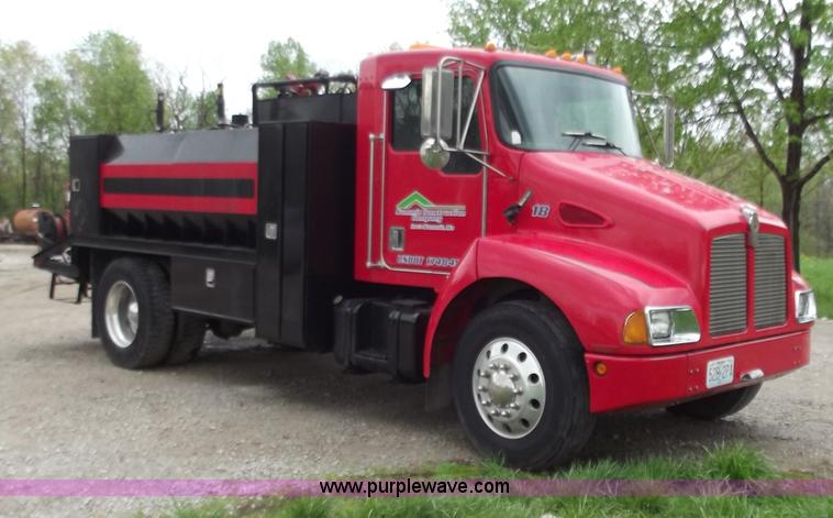 image for item B6349 1997 Kenworth service truck