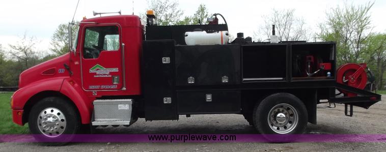 image for item B6349 1997 Kenworth service truck