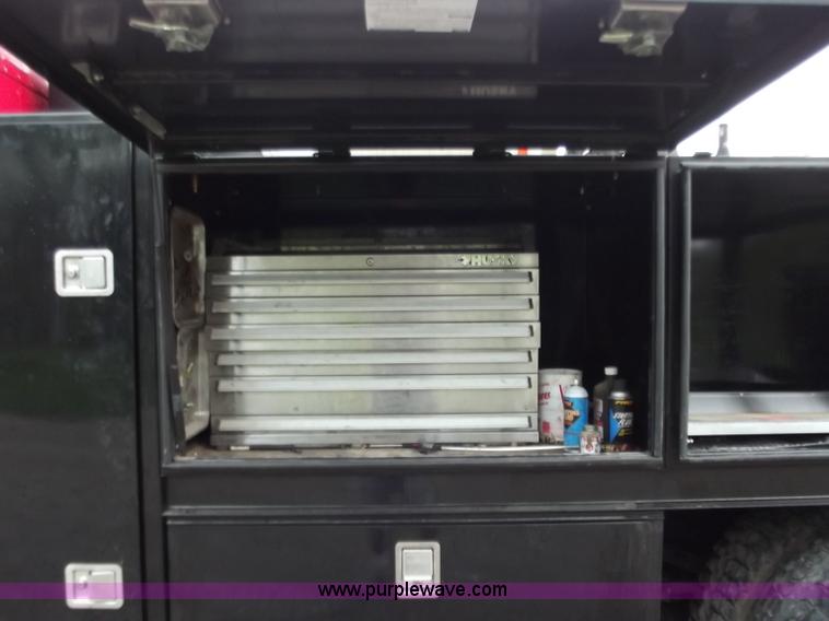 image for item B6349 1997 Kenworth service truck