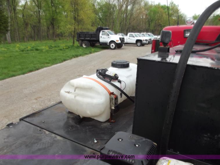 image for item B6349 1997 Kenworth service truck