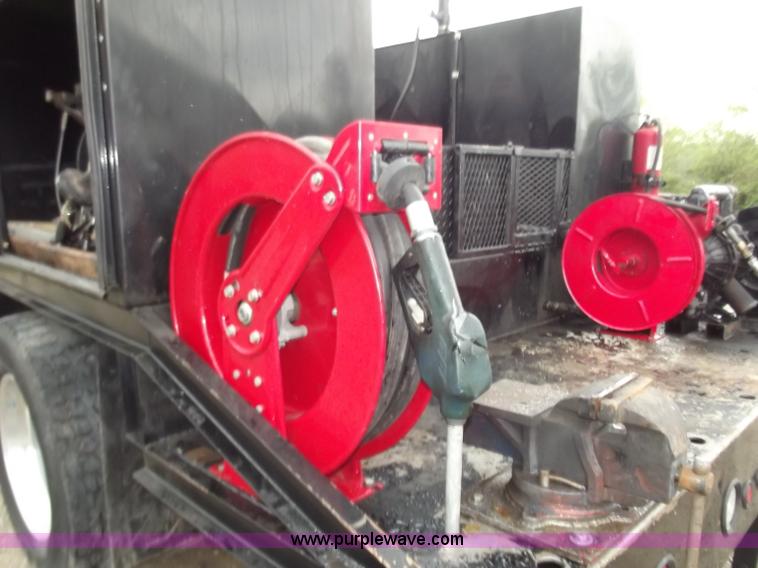 image for item B6349 1997 Kenworth service truck