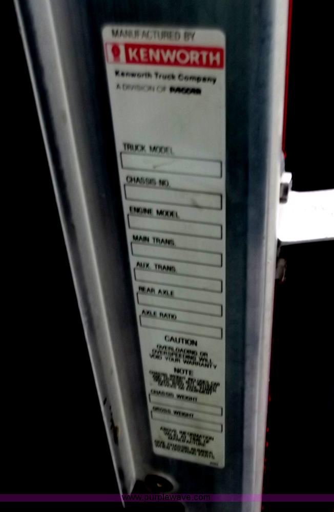 image for item B6349 1997 Kenworth service truck