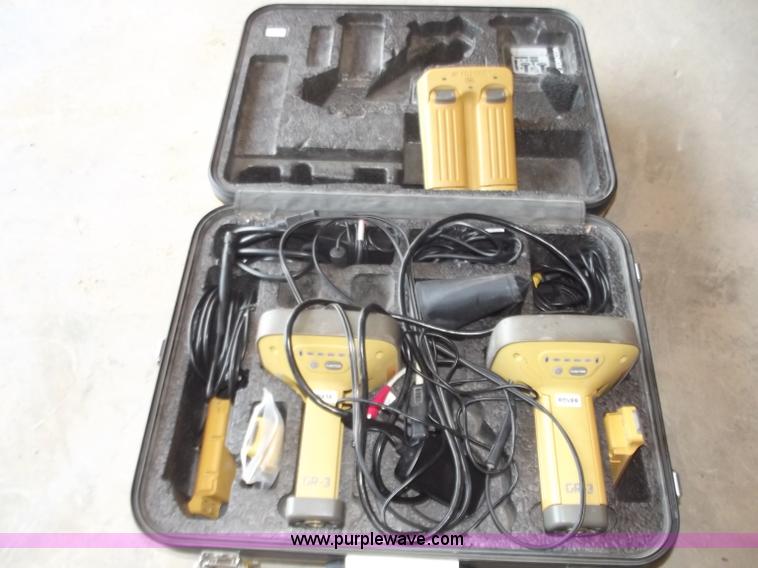 image for item B6351 TopCon GR3 GPS receivers