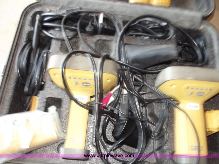 image for item B6351 TopCon GR3 GPS receivers