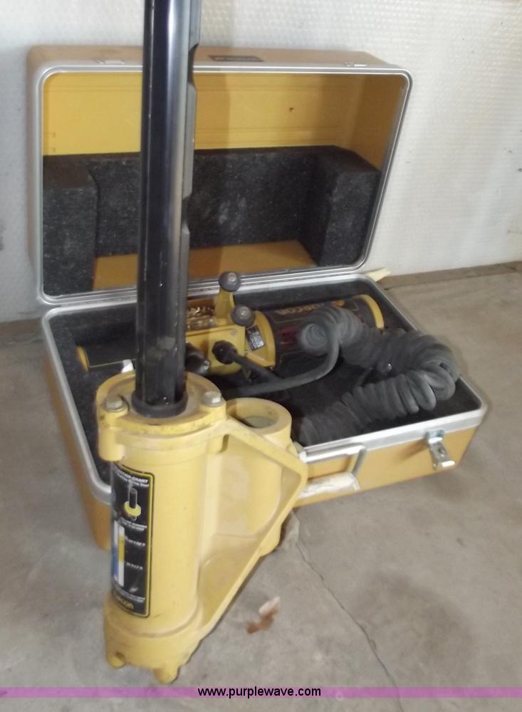 image for item B6355 TopCon TrackerJack laser receiver