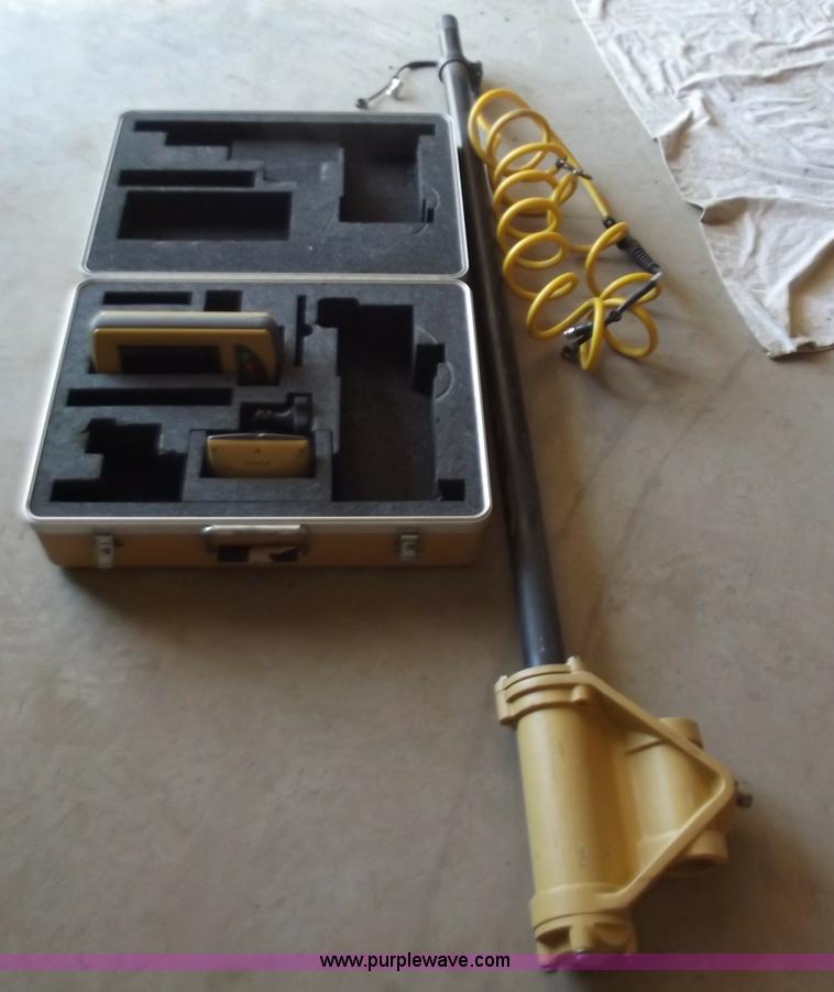 image for item B6359 TopCon GX60 GPS control panel