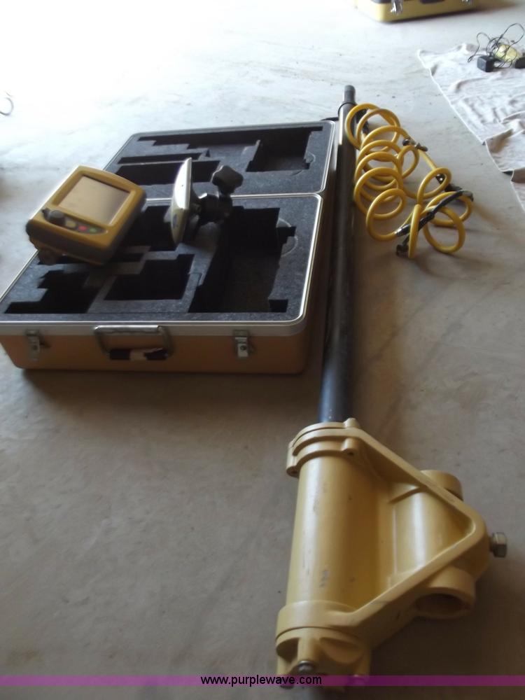 image for item B6359 TopCon GX60 GPS control panel