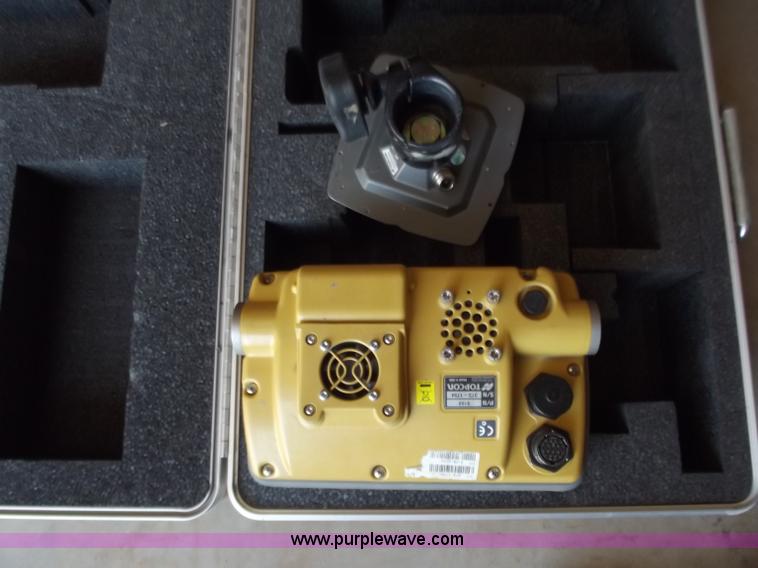 image for item B6359 TopCon GX60 GPS control panel