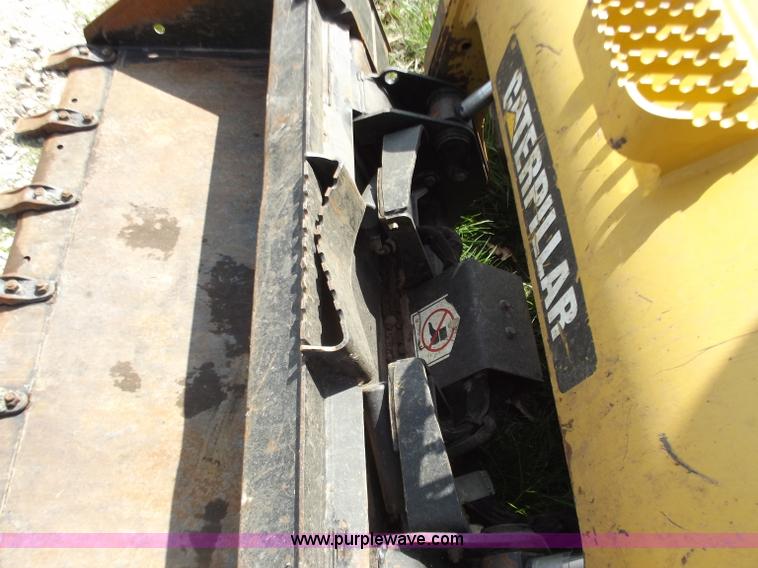 image for item B6360 2011 Caterpillar 289C skid steer