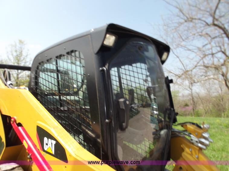 image for item B6360 2011 Caterpillar 289C skid steer