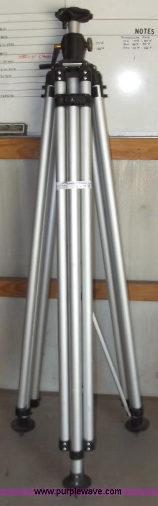 image for item B9199 SLT machine control tripod