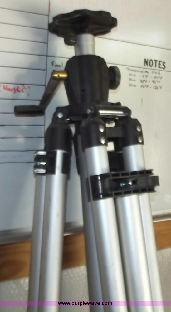 image for item B9199 SLT machine control tripod