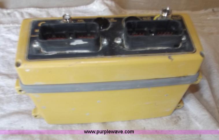 image for item B9203 TopCon MC2 GPS machine receiver