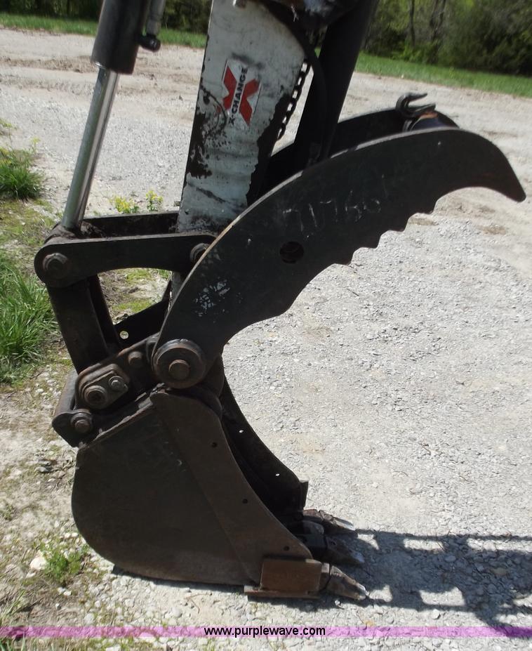 image for item B9205 2005 Bobcat 435 FastTrack mini excavator