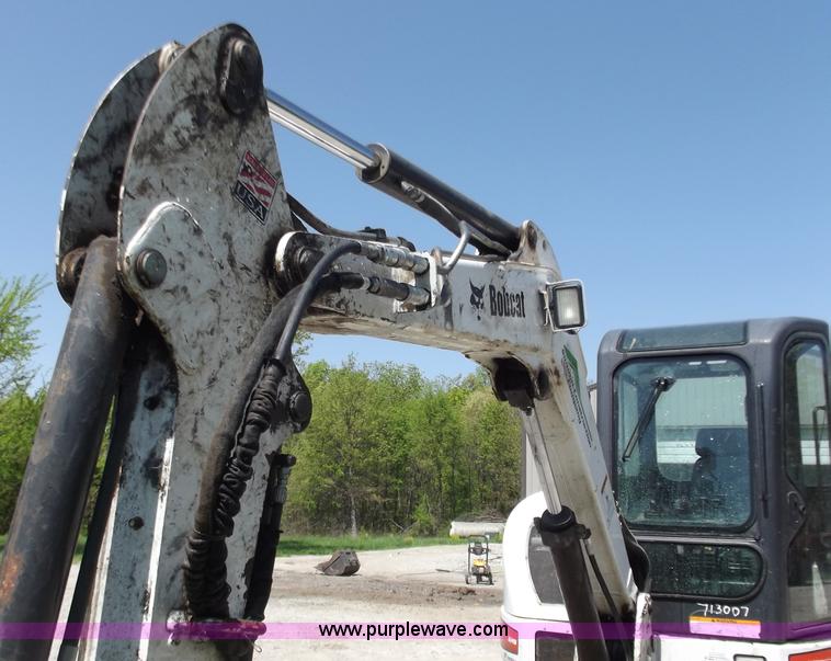 image for item B9205 2005 Bobcat 435 FastTrack mini excavator
