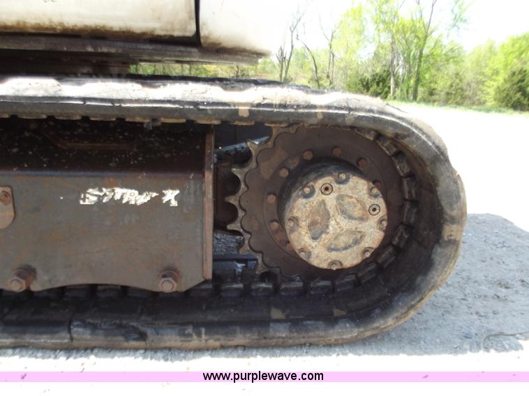 image for item B9205 2005 Bobcat 435 FastTrack mini excavator