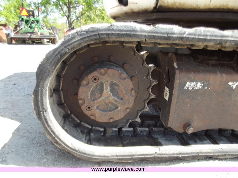 image for item B9205 2005 Bobcat 435 FastTrack mini excavator