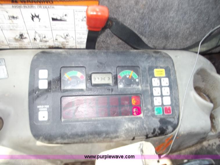 image for item B9205 2005 Bobcat 435 FastTrack mini excavator