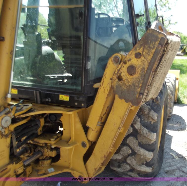 image for item C2000 2005 Caterpillar 420D backhoe
