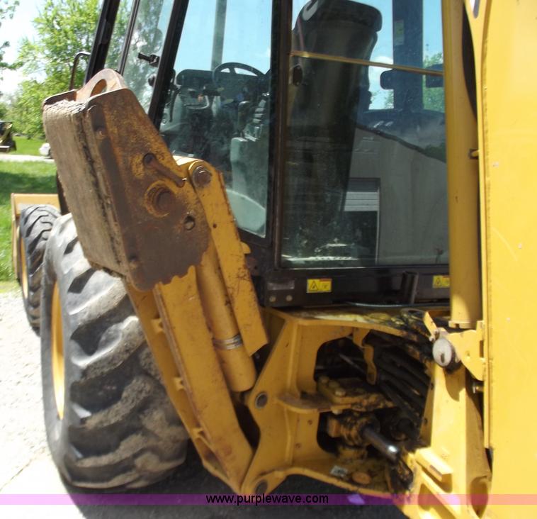 image for item C2000 2005 Caterpillar 420D backhoe