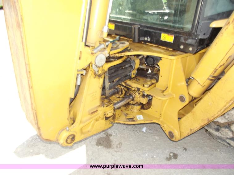 image for item C2000 2005 Caterpillar 420D backhoe