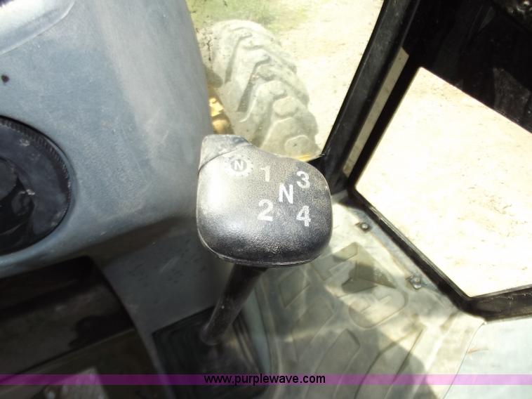 image for item C2000 2005 Caterpillar 420D backhoe