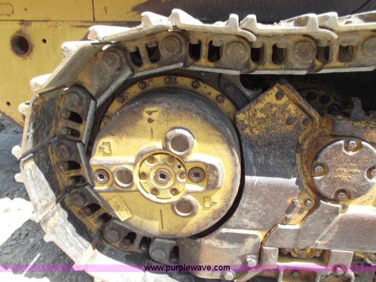 image for item C2001 2004 Caterpillar 963C track loader