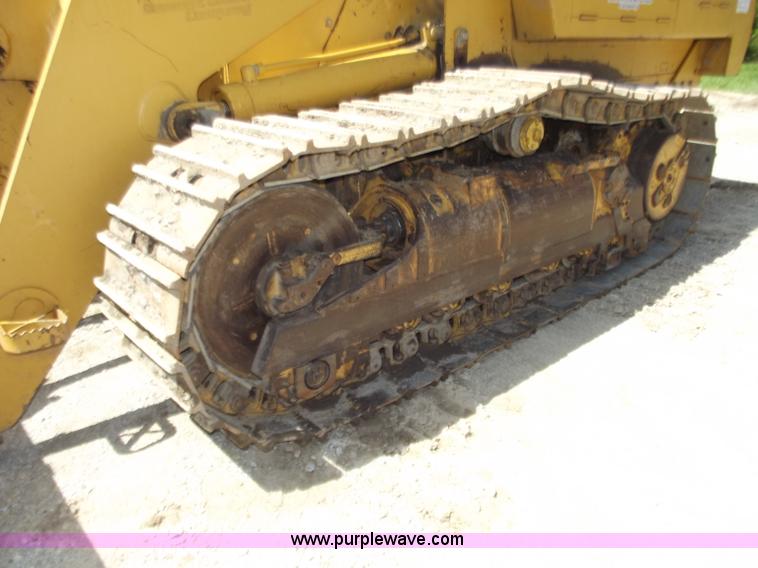 image for item C2001 2004 Caterpillar 963C track loader