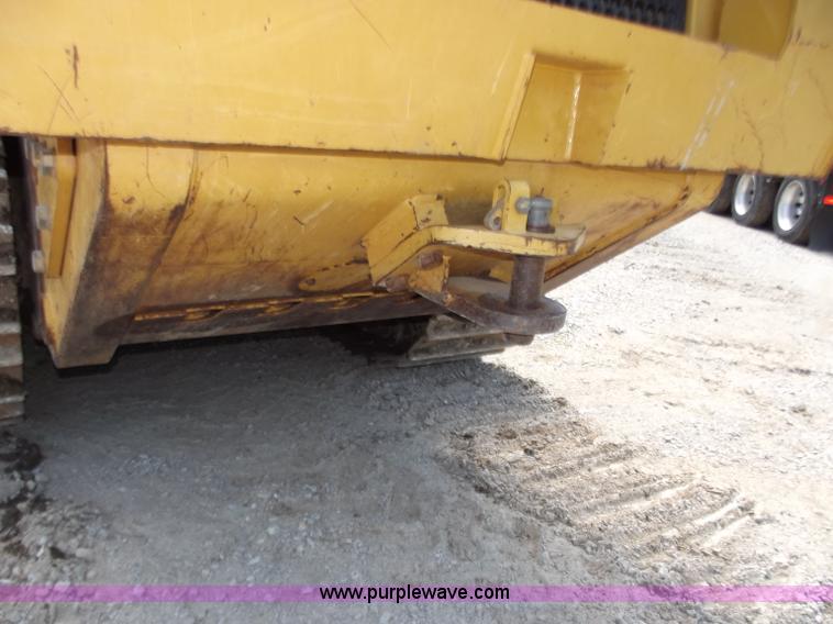 image for item C2001 2004 Caterpillar 963C track loader