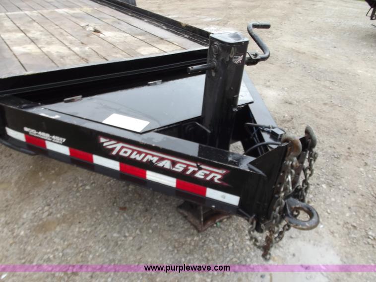 image for item D3877 2011 Towmaster T160 equipment trailer