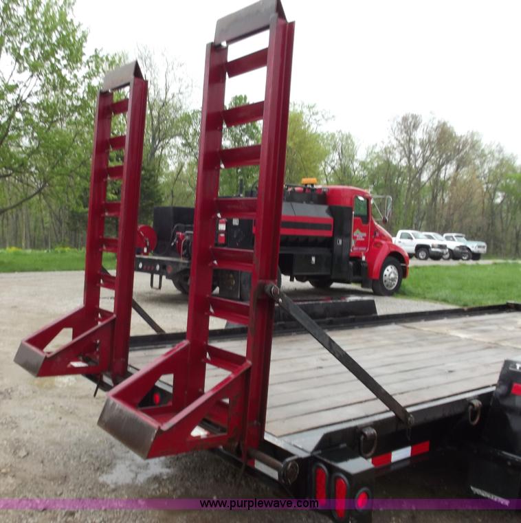 image for item D3877 2011 Towmaster T160 equipment trailer