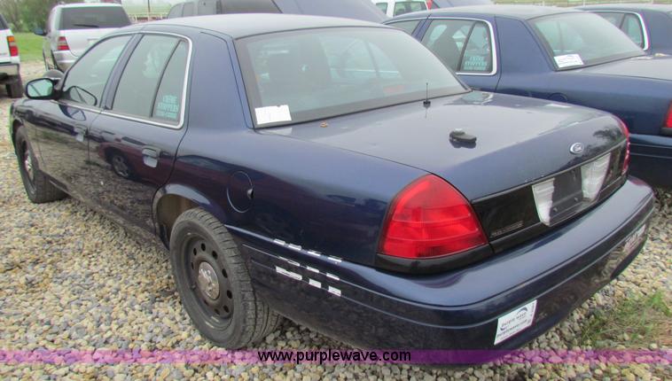 image for item A2587 2006 Ford Crown Victoria Police Interceptor