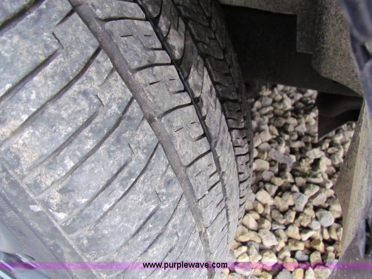 image for item A2587 2006 Ford Crown Victoria Police Interceptor